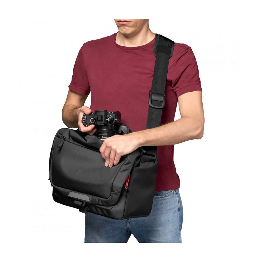 Manfrotto Advanced Messenger Camera Bag M III (Black)