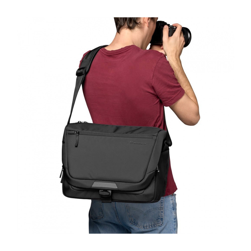 Manfrotto Advanced Messenger Camera Bag M III (Black)