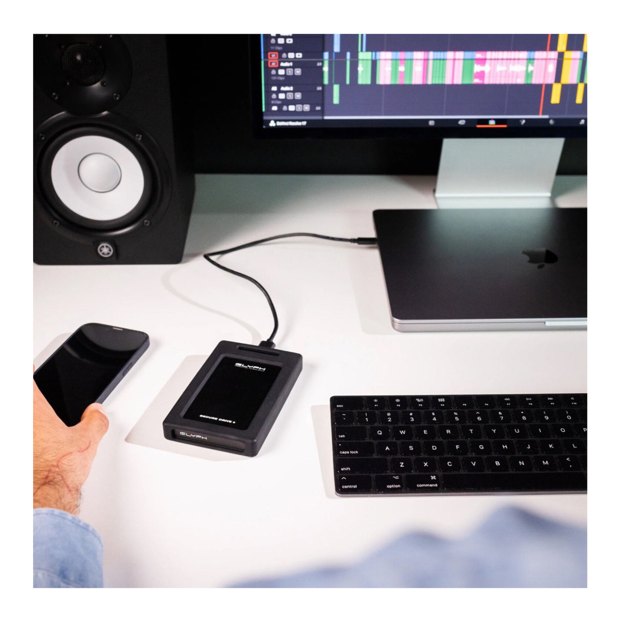 SecureDrive Plus Bluetooth, Bus-powered, USB-Micro B / USB-C