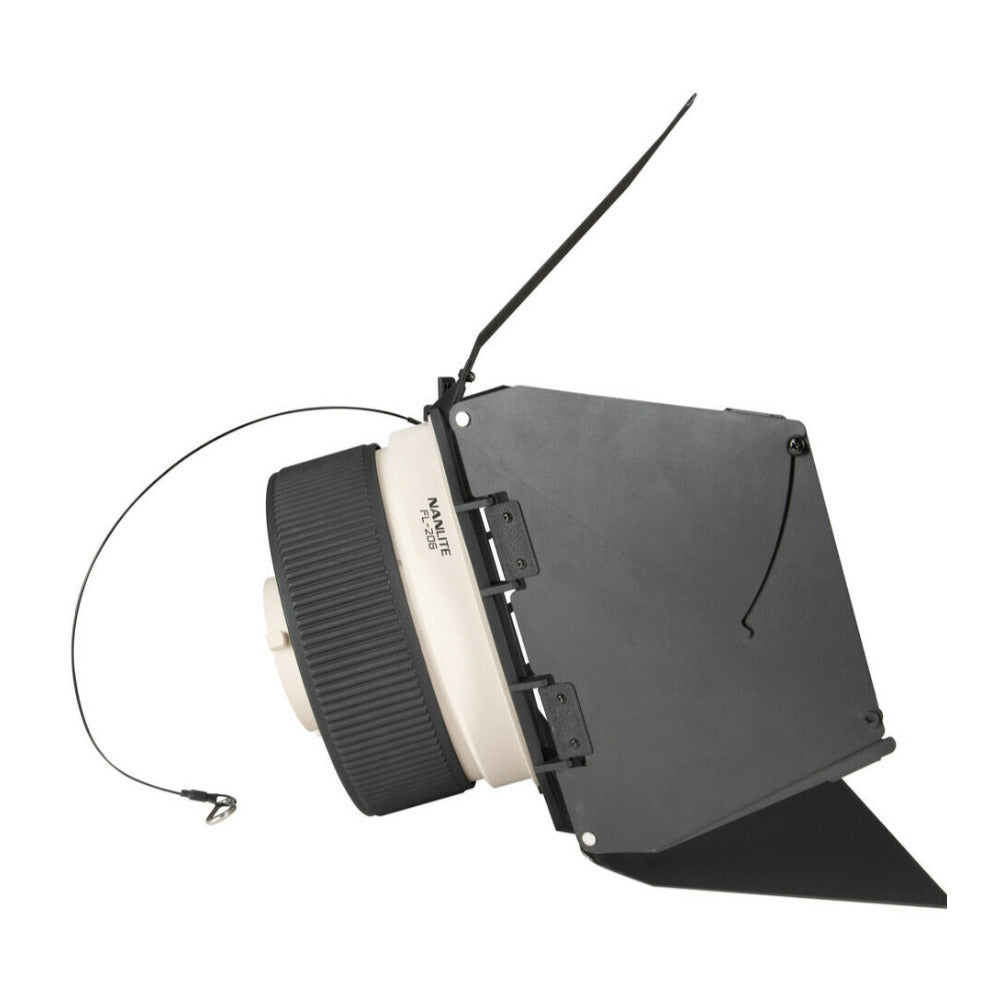 Nanlite FS-200 Daylight LED Monolight Bundle with Fresnel Lens for Forza 300/500