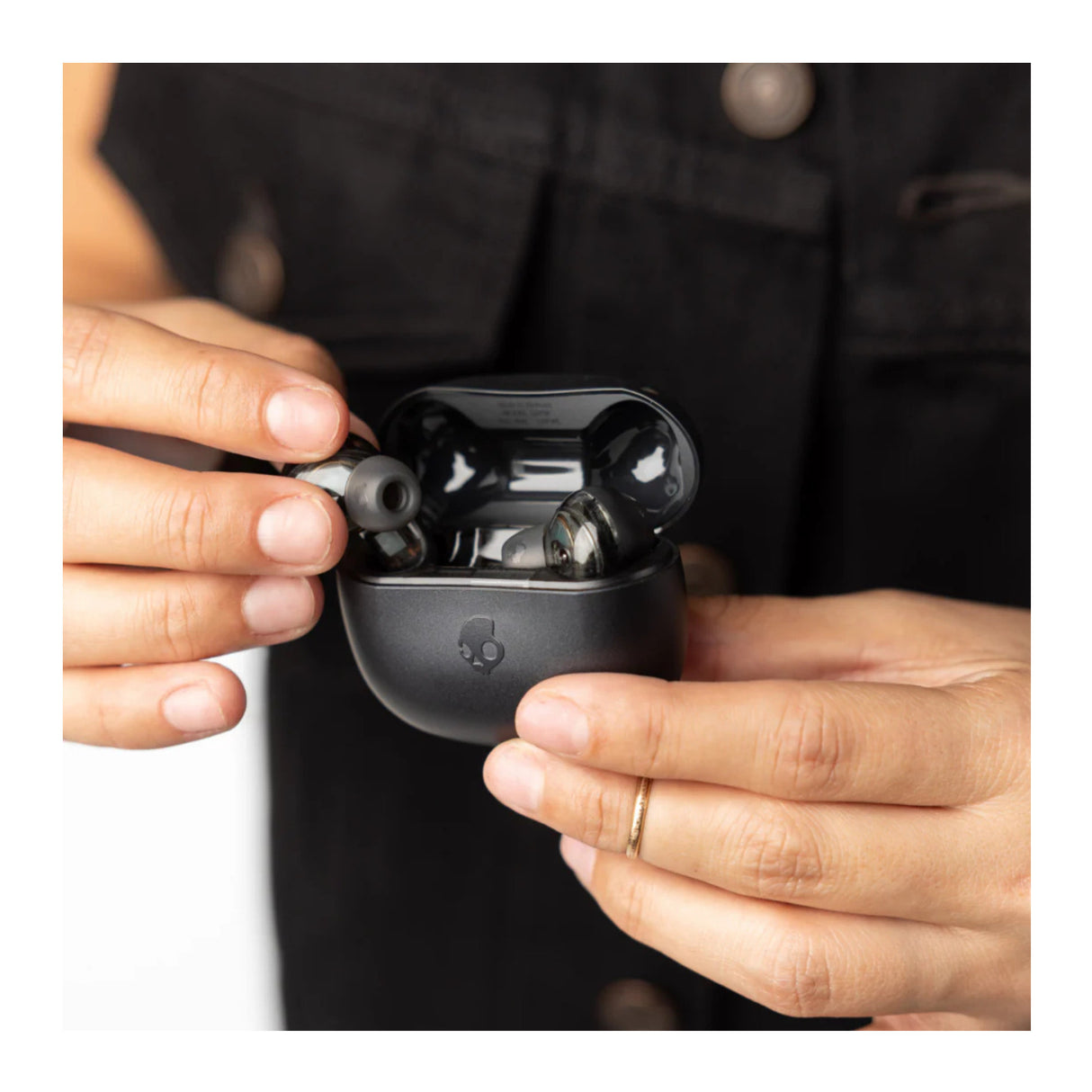 Skullcandy Rail ANC True Wireless Noise-Canceling Earbuds (True Black)