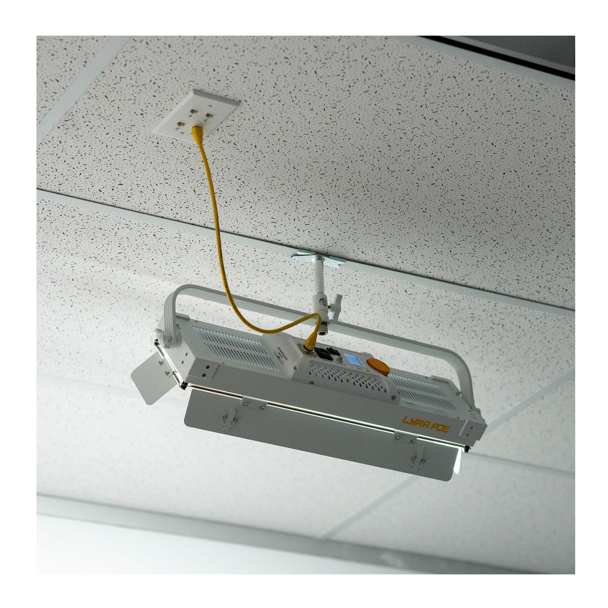 ikan Lyra LBX8-PoE Bi-Color LED Light Panel (White Unmanaged Switch 5-Light Kit)