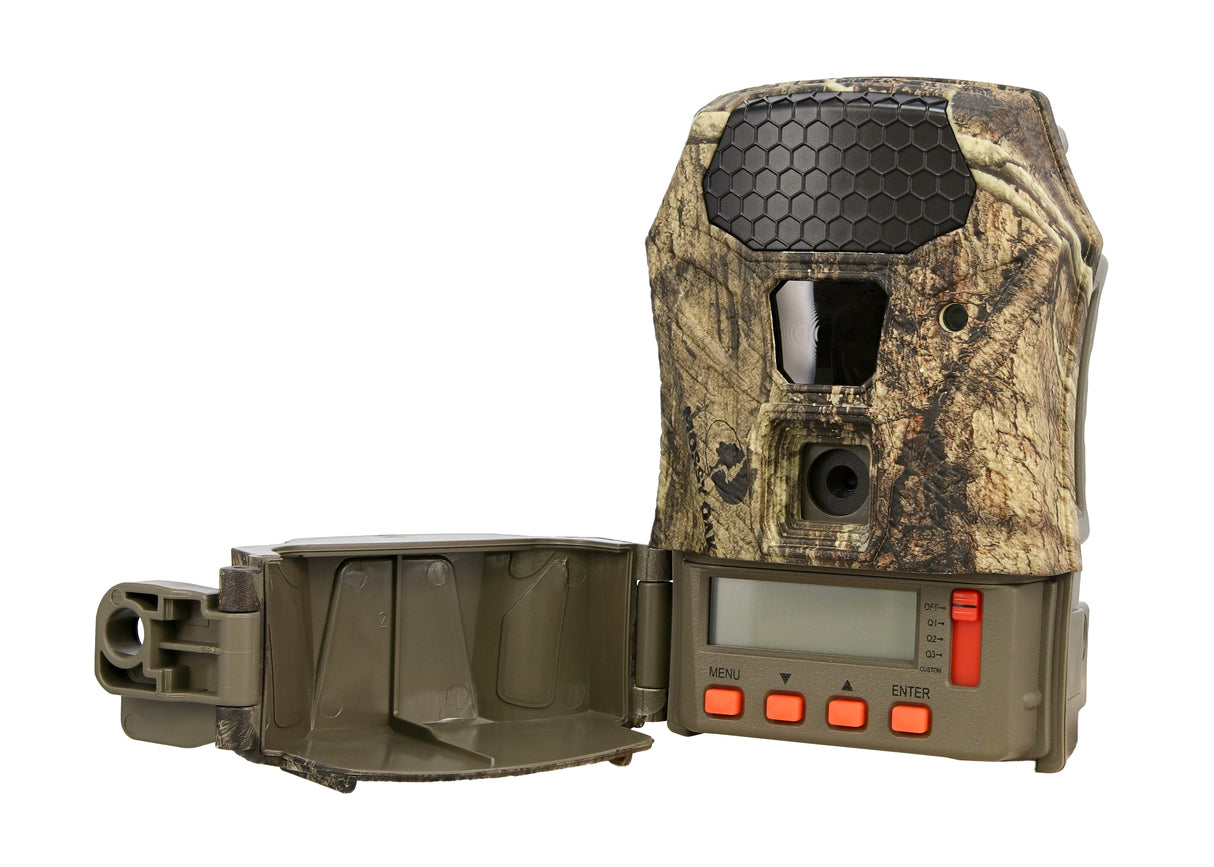 Wildgame Innovations Terra Extreme 14 Megapixel IR Trail Camera (4-Pack) Bundle