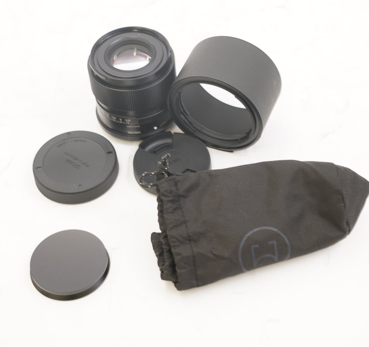 Sigma 90mm F2.8 DG Black Contemporary Lens for L Mount (Used)