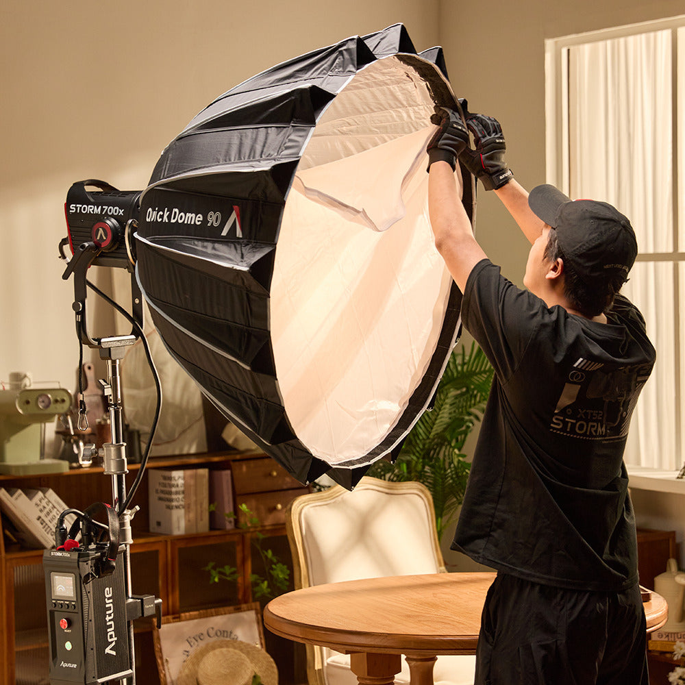 Aputure STORM 700x (US) with 35-Inch Softbox Bundle