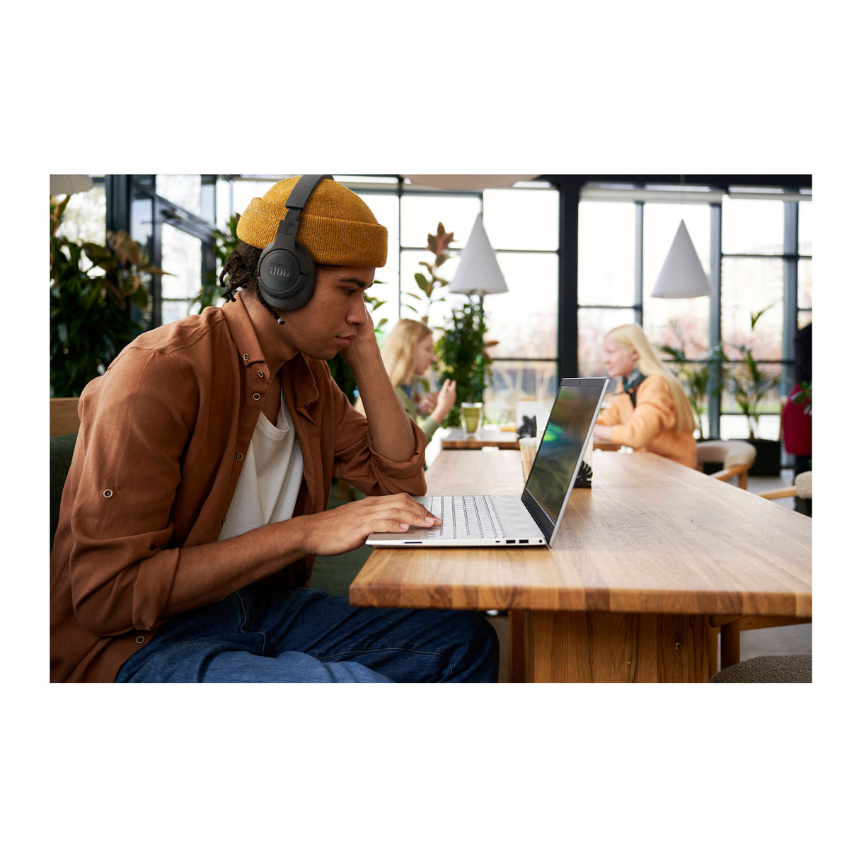 JBL Tune 770NC Adaptive Noise Cancelling Wireless Over-Ear Headphone (Black)