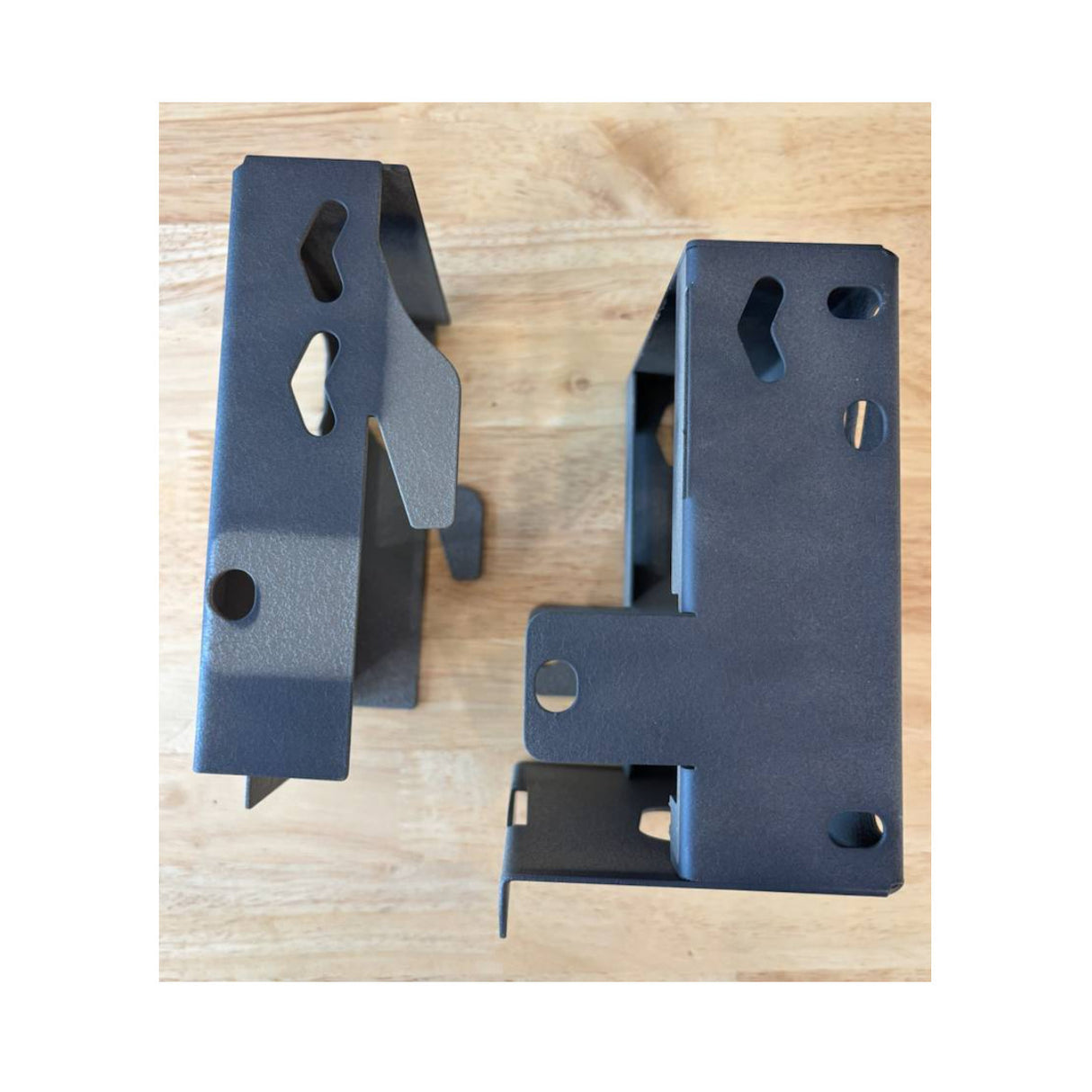 Yellowstone Metal Box for Y2 Cellular Trail Camera (10 Pack) with Card Reader