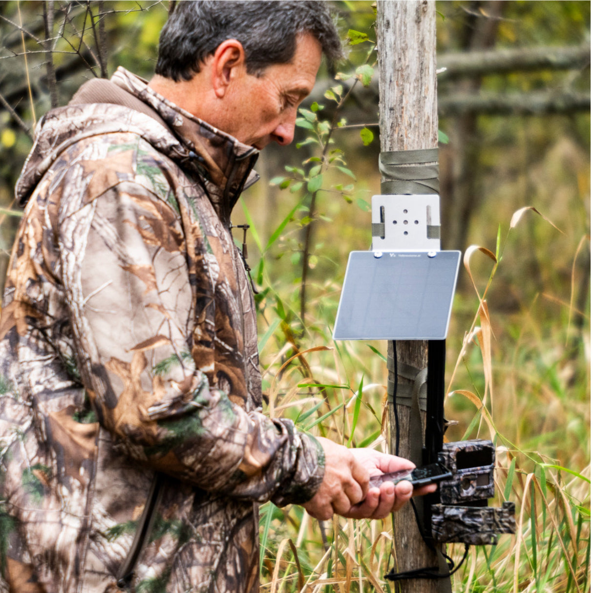 Yellowstone Y2 Cellular Trail Camera (10 Pack) with Security Box and Card Reader