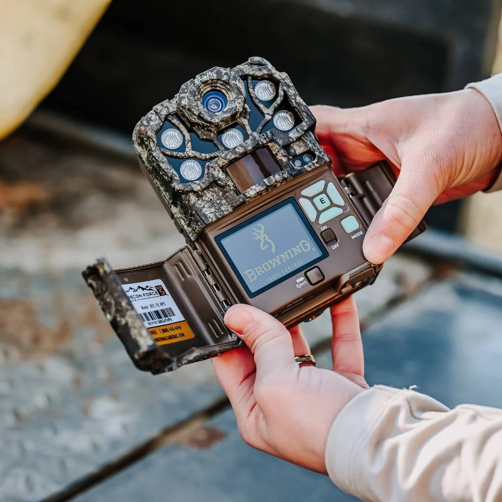 Browning Trail Cameras Recon Force Elite HP5 Ultra (Non-Cellular) 6-Pack Bundle
