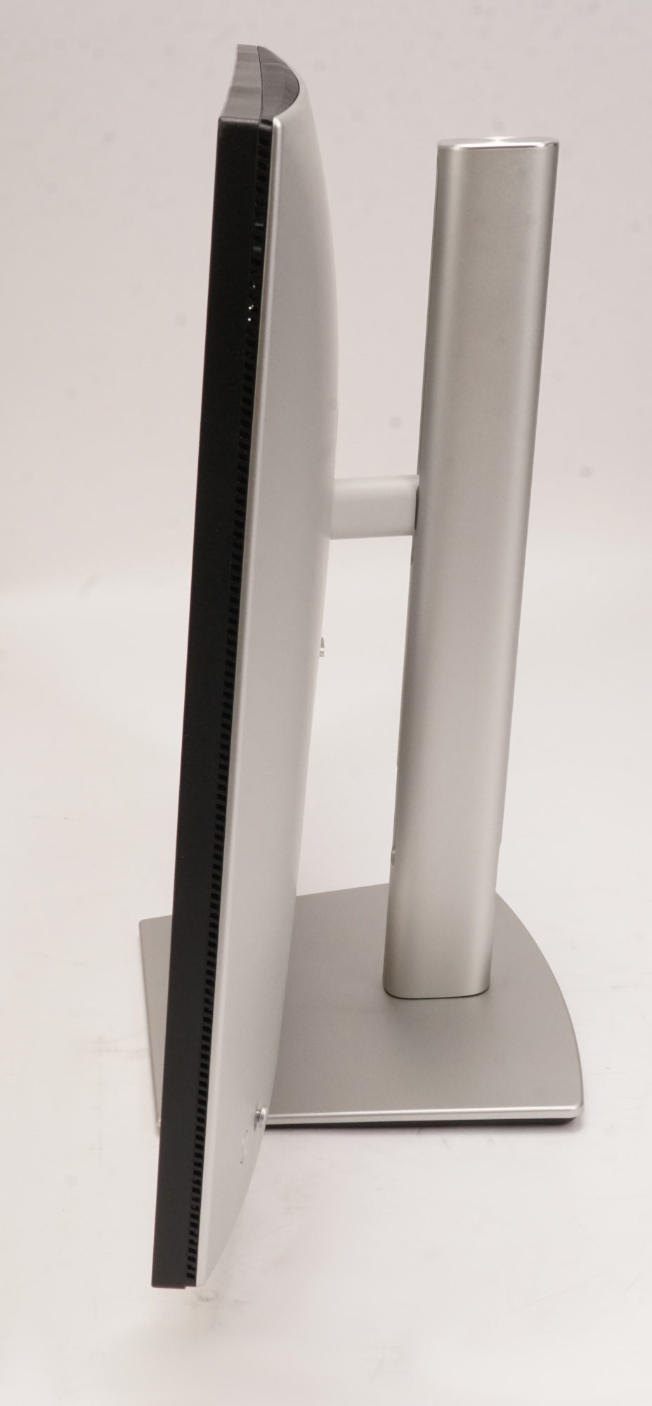 Dell UltraSharp 32 4K Thunderbolt Hub Monitor - U3225QE (Used)