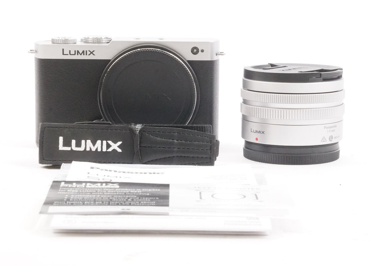 LUMIX S9 S 18-40mm Lens Kit - Black and Silver (DC-S9NSB9) (Used)