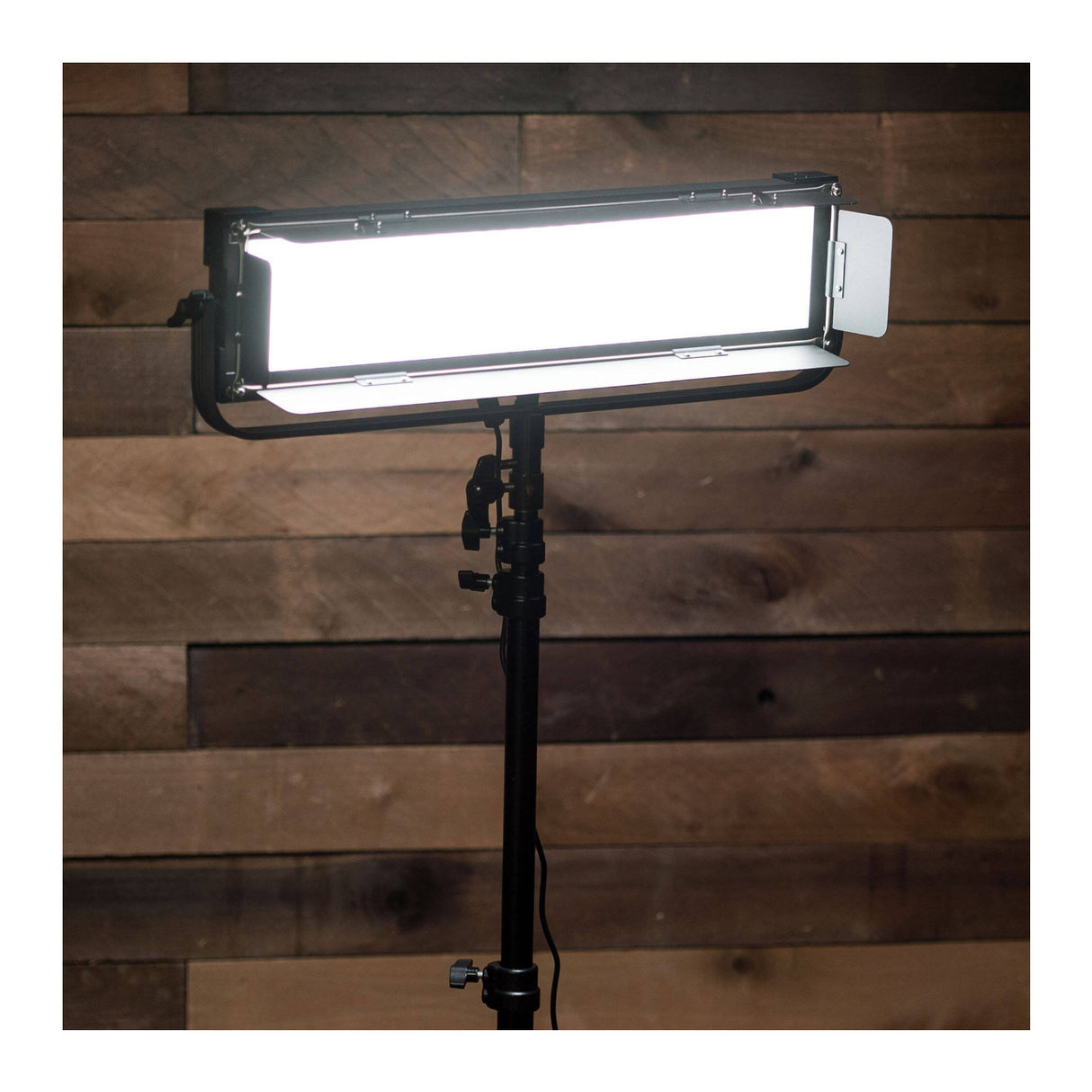 ikan Lyra LBX8 Bi-Color LED Light Panel