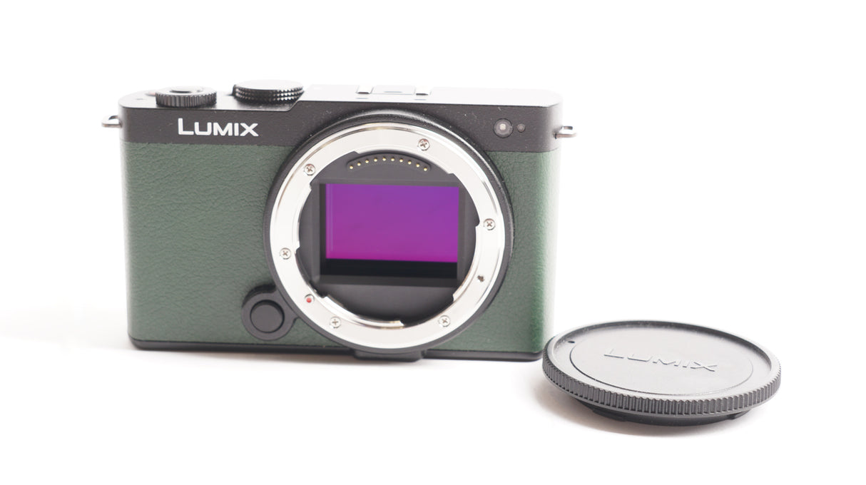 Panasonic LUMIX S9N Full Frame Compact and Lightweight Mirrorless Interchangeabl (Open Box)