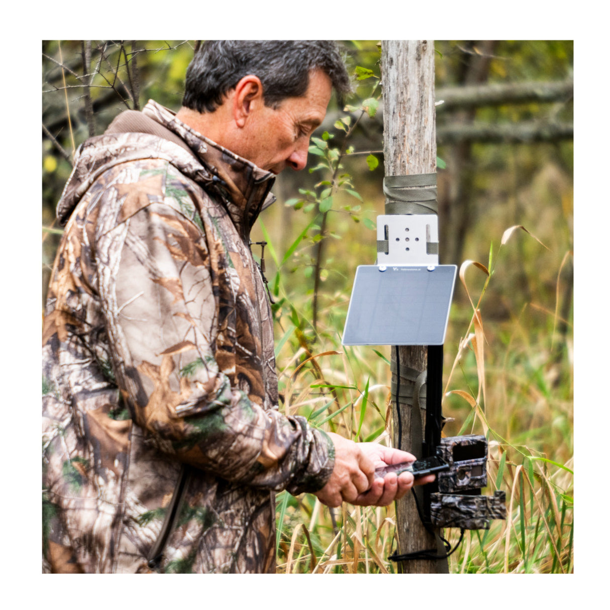 Yellowstone Y2 4G LTE Cellular Trail Camera Bundle with High-Speed Card Reader, and Accessories - 8