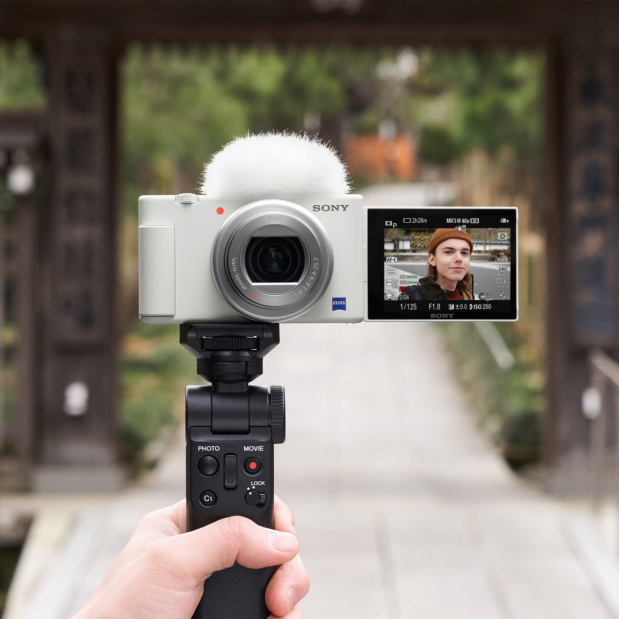 Sony ZV-1F Vlog Camera (White) with Vlogger Shotgun Microphone and Vlogger Accessory Kit bundle