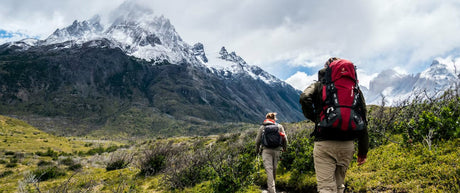 15 Great Gifts for the Outdoor Enthusiast | Hikers, Birdwatchers, Backpackers, Fishers