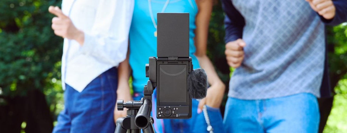 Sony's Vlogging Cameras: ZV-1F vs ZV-1 vs ZV-E10 Review