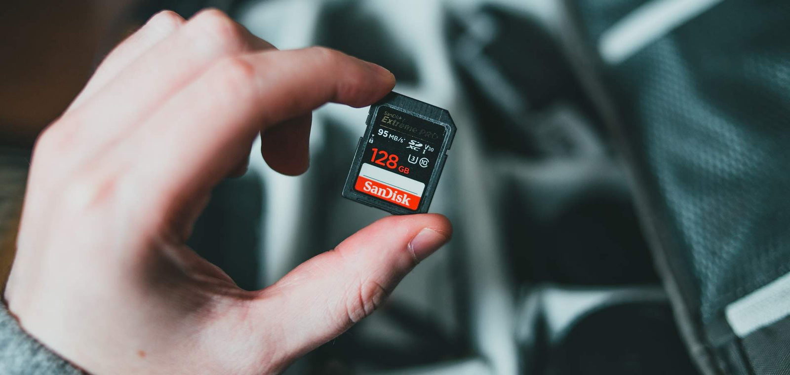 SD Card vs Compact Flash & More | What's the Difference?