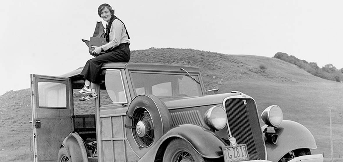 5 Female Photographers You Need to Know for Women's History Month