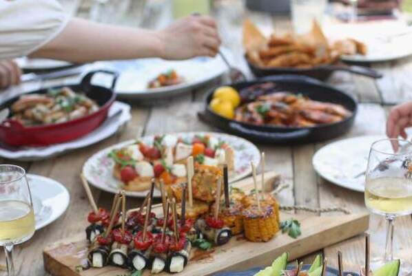 The 5 Best Ideas for Super Bowl Food & the Kitchenware to Help | Lifestyle by Focus