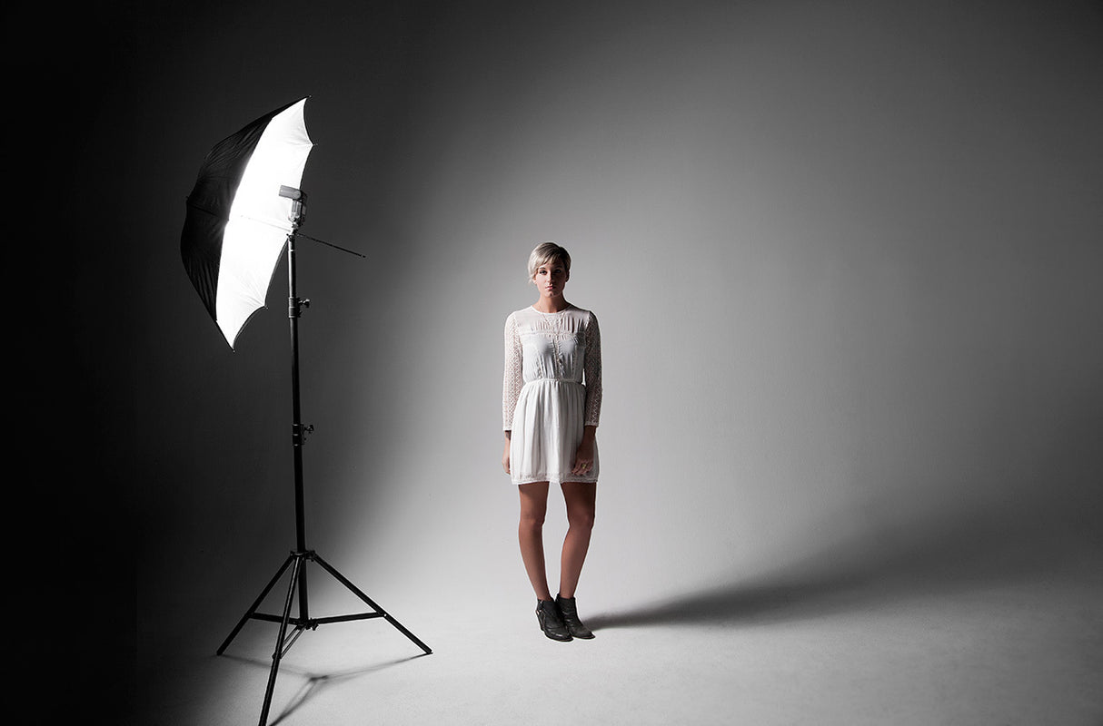 Westcott Optical White Satin Diffusion Standard Umbrella (45")