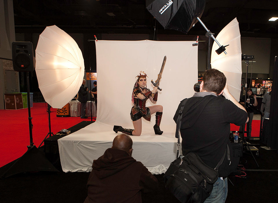 Westcott Wrinkle-Resistant Backdrop (High-Key White, 9' x 20')