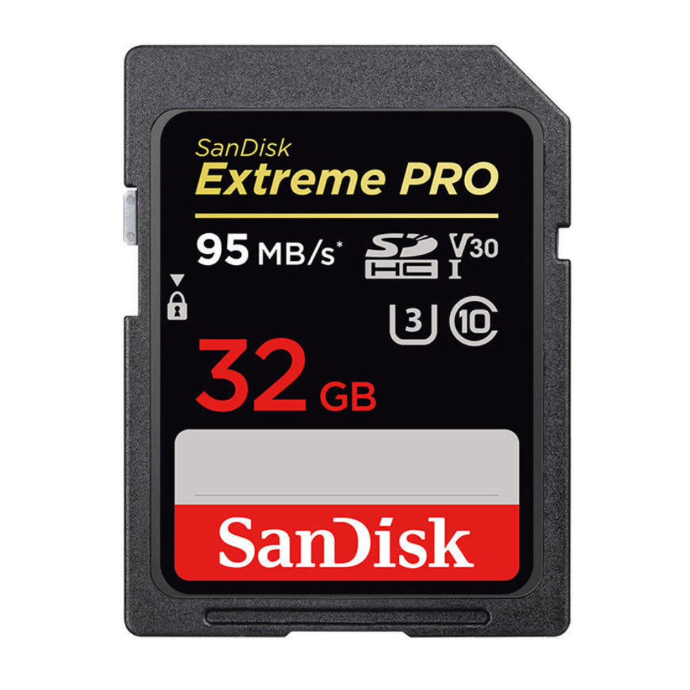 Panasonic LUMIX ZS80 24-720mm Travel Zoom Lens Digital Camera (Silver) Bundle