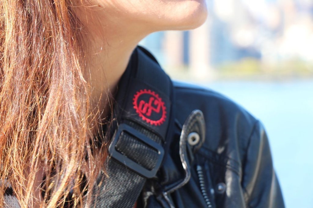 StatGear BOOMR Bungee Camera Strap (Red Logo)