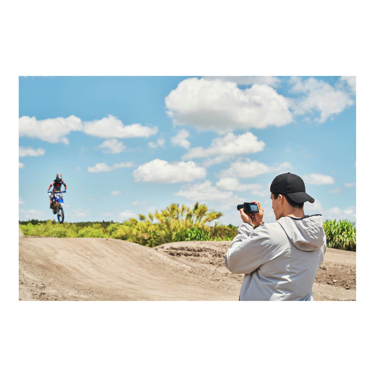 Sony RX100 VII Cyber-shot Digital Camera