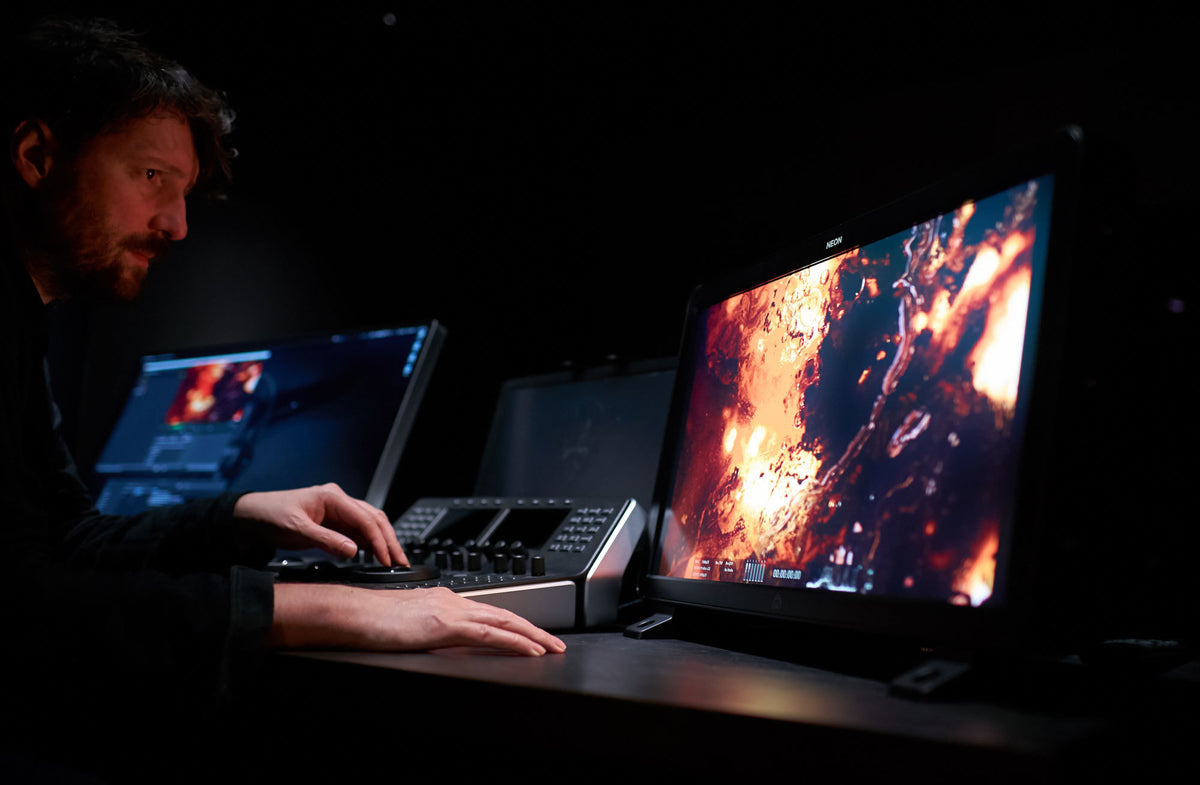 Atomos Neon 17-inch HD HDR Production Monitor