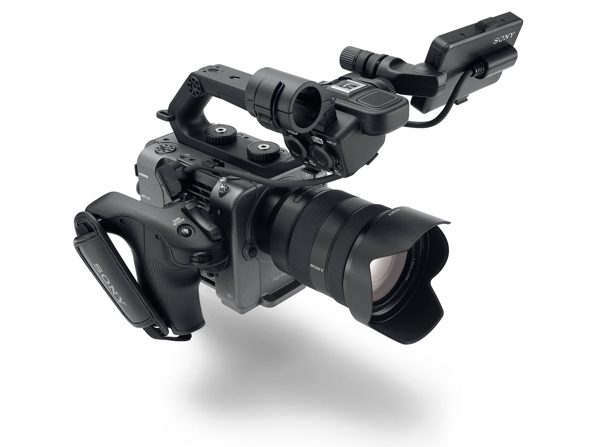 Sony FX6 Cinema Line Full-Frame Camera and FE 24-105mm f/4 G Lens Kit