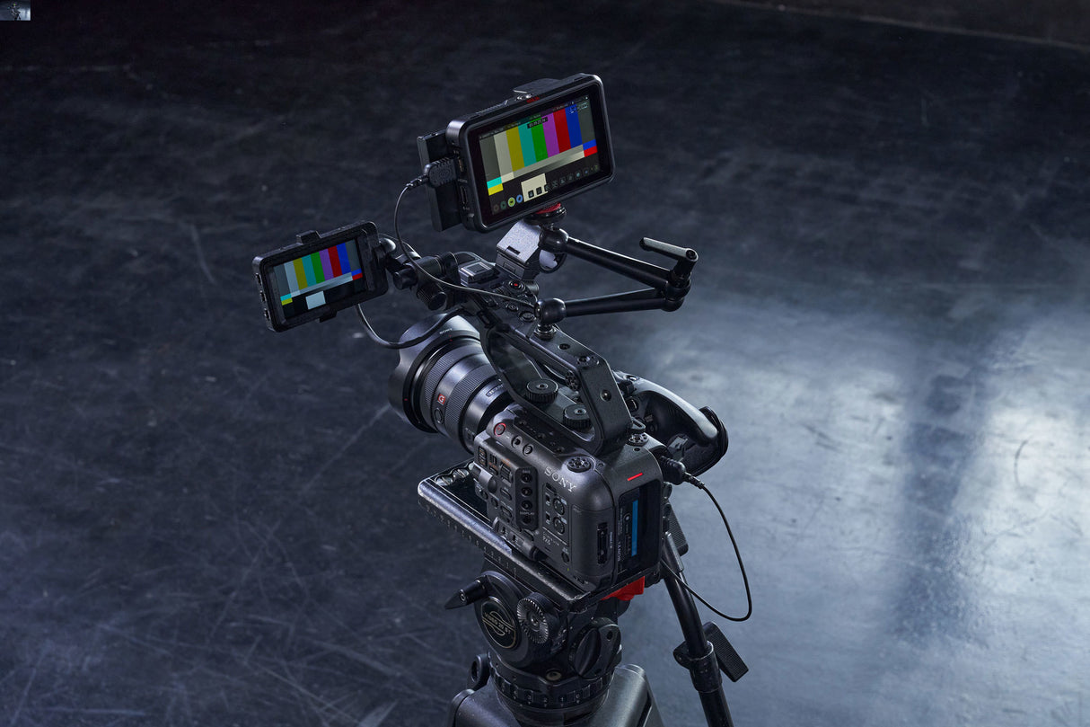 Sony FX6 Cinema Line Full-Frame Camera and FE 24-105mm f/4 G Lens Kit