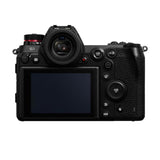 Panasonic LUMIX S1 24.2MP Digital Mirrorless Camera with 24-105mm f/4 Macro OIS Lens