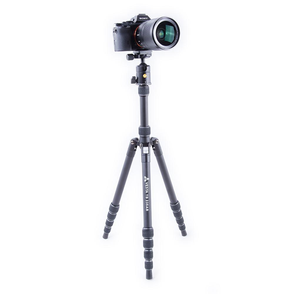 Vanguard Vesta TB235AB Aluminum Tripod with T-51 Ball Head