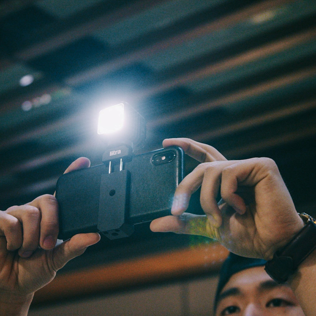 Litra Smartphone Mount 2.0 for LitraTorch 2.0 Light