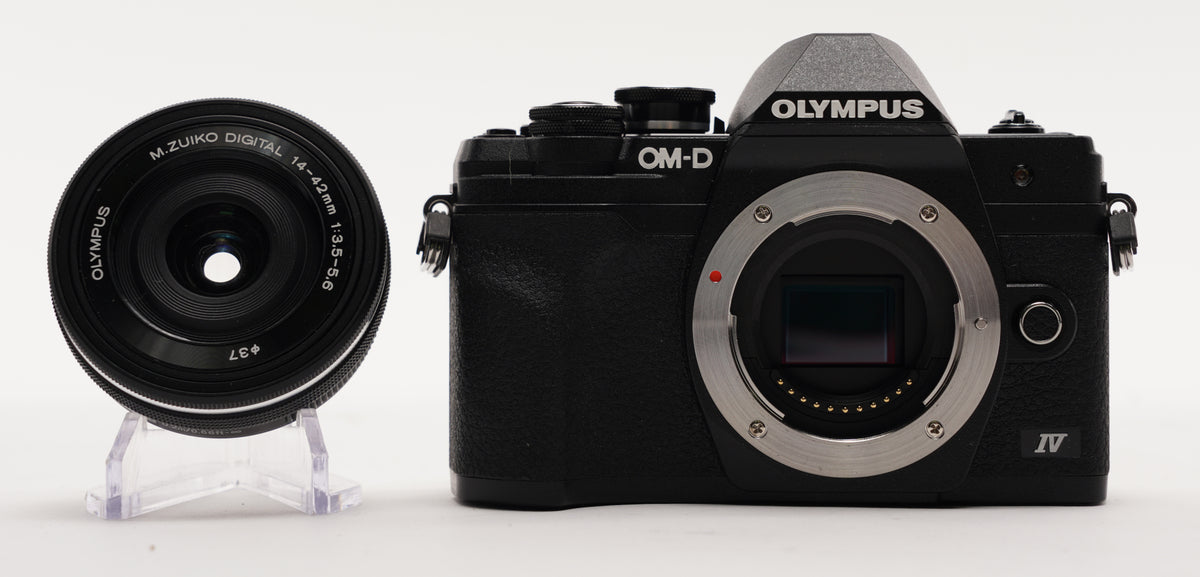 Olympus OM-D E-M10 Mark IV Camera (Black) & M.Zuiko Digital ED 14-42mm Lens Kit (Used)