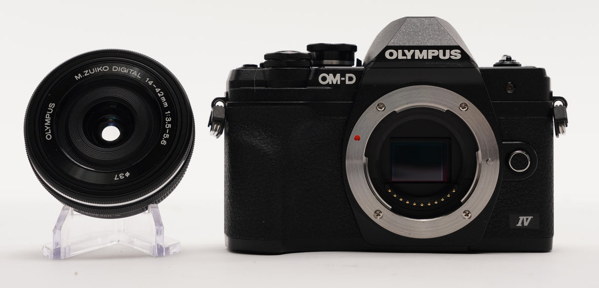 Olympus OM-D E-M10 Mark IV Camera (Black) & M.Zuiko Digital ED 14-42mm Lens Kit (Used)