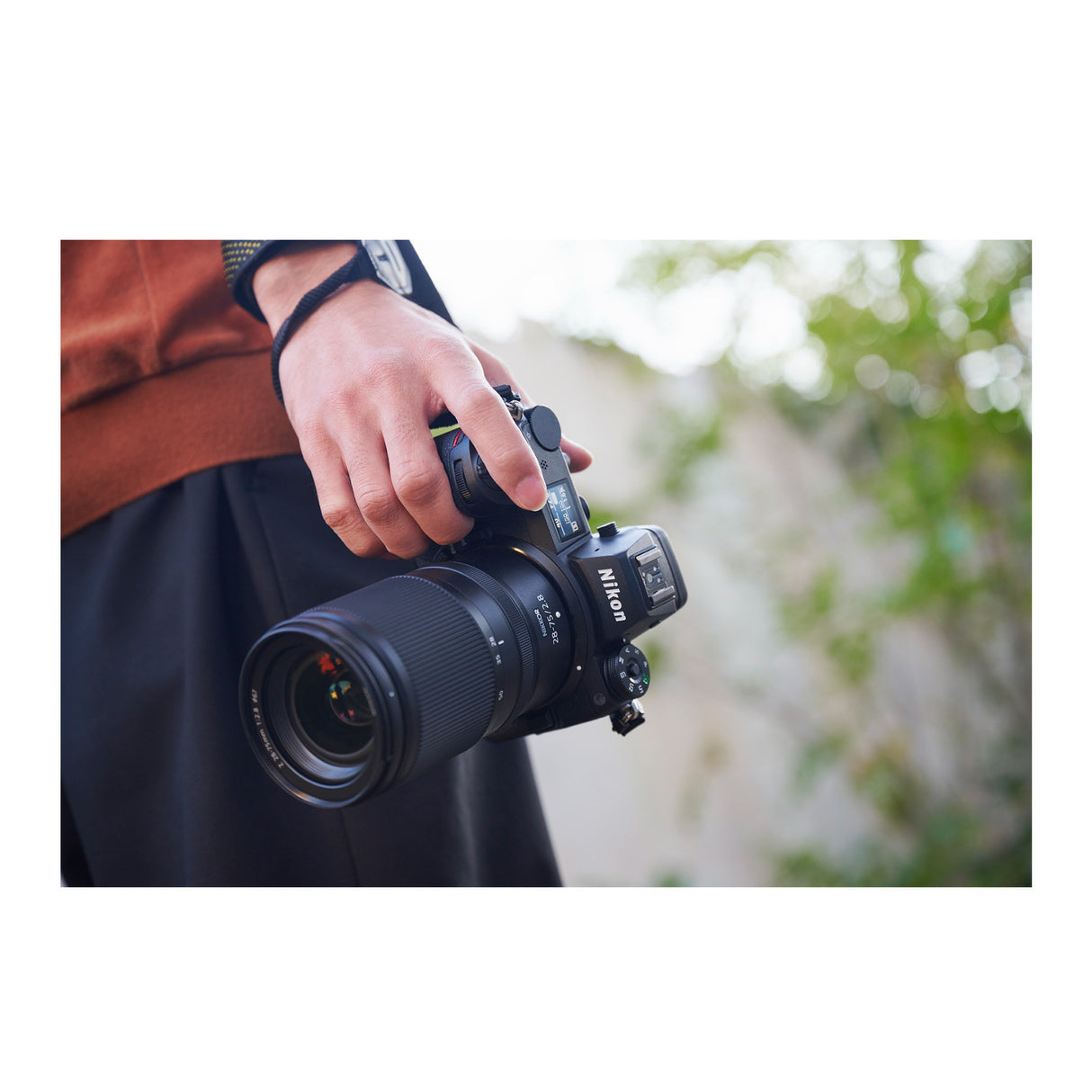 Nikon NIKKOR Z 28-75mm f/2.8 Lens with 64GB Card and Messenger Bag Bundle