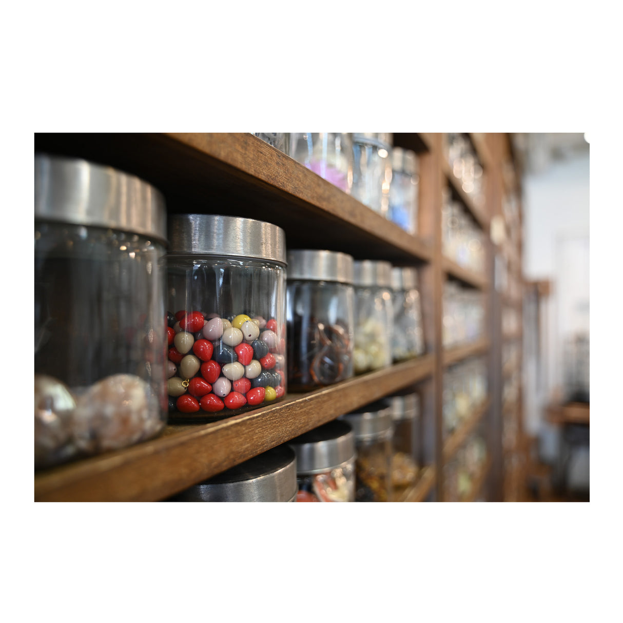 Nikon NIKKOR Z 28-75mm f/2.8 Lens with 64GB Card and Messenger Bag Bundle