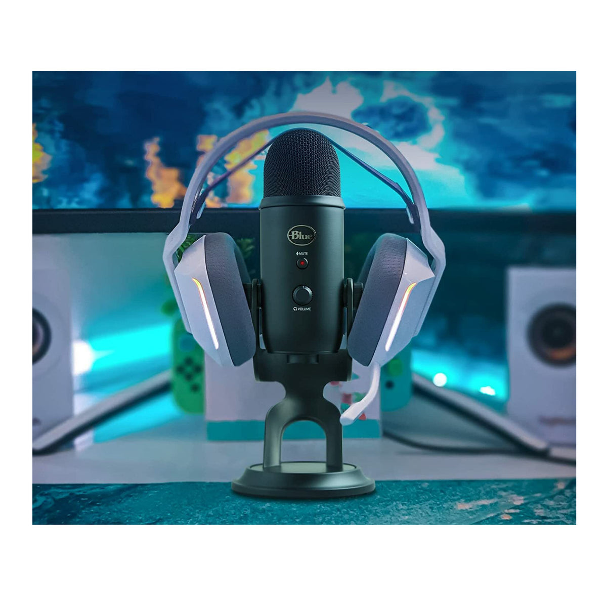 Blue Microphones Yeti USB Microphone (Blackout) (Open Box)