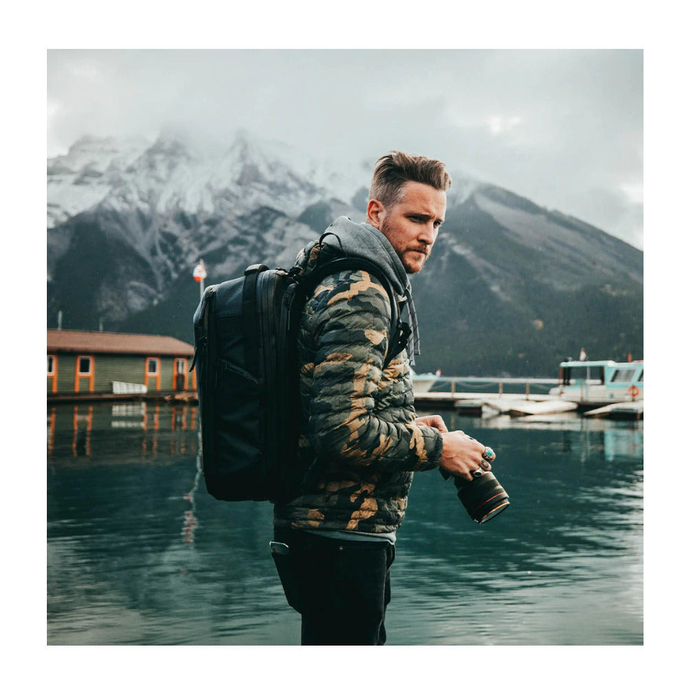 Nomatic Mckinnon 35L Camera Pack