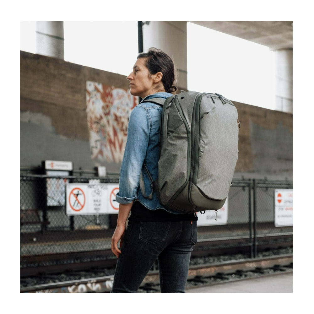 Peak Design Travel Backpack 45L (Sage)