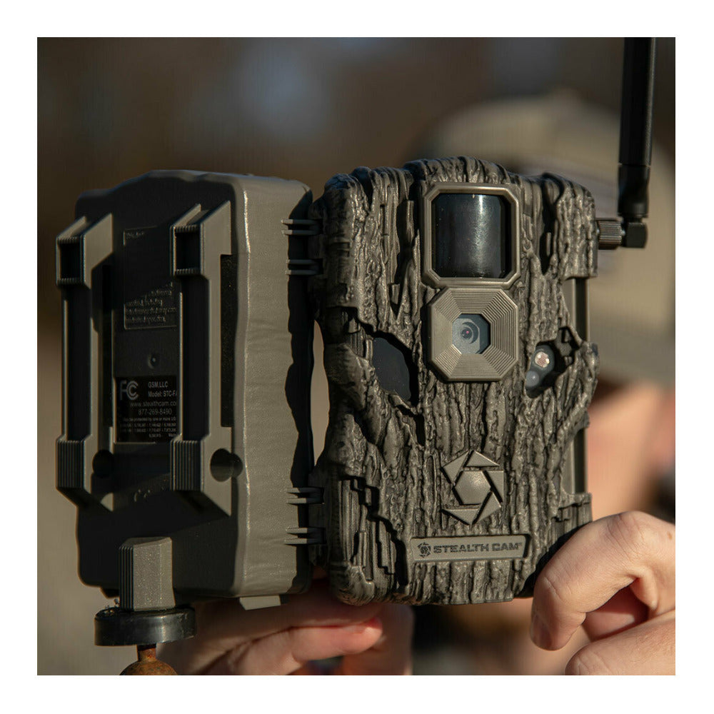 Stealth Cam Fusion X 26MP Trail Camera (Verizon, 4-Pack) with SD Card Bundle