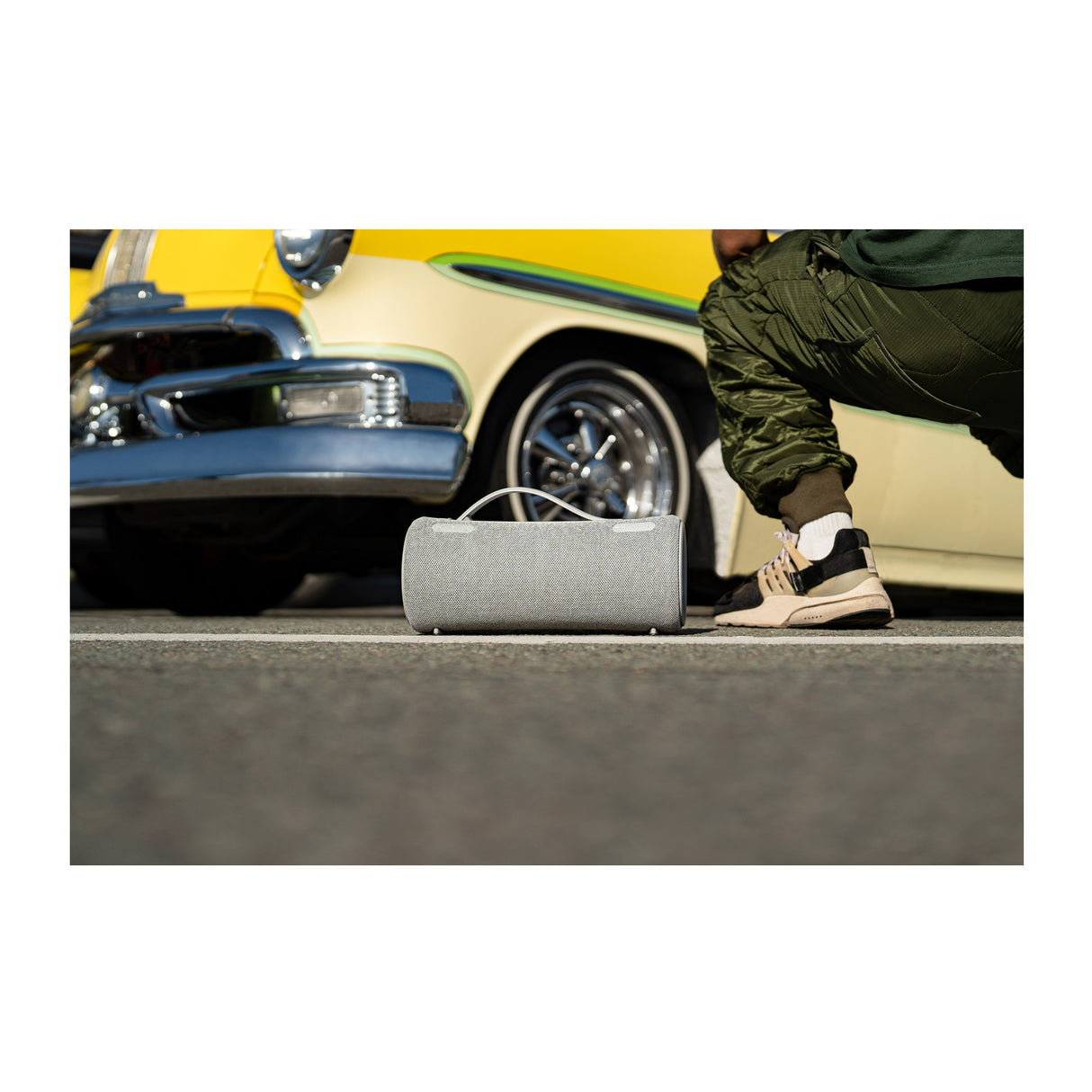 Sony SRS-XG300 X-Series Wireless Portable-Bluetooth Party-Speaker (Light Gray) with PD Battery Pack