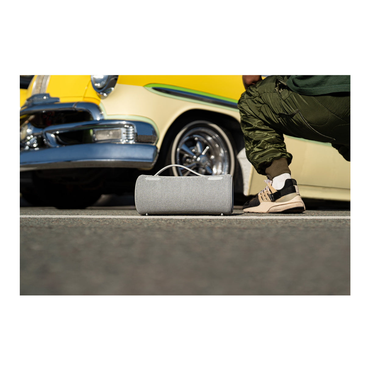 Sony SRS-XG300 X-Series Wireless Portable-Bluetooth Party-Speaker (Light Gray)