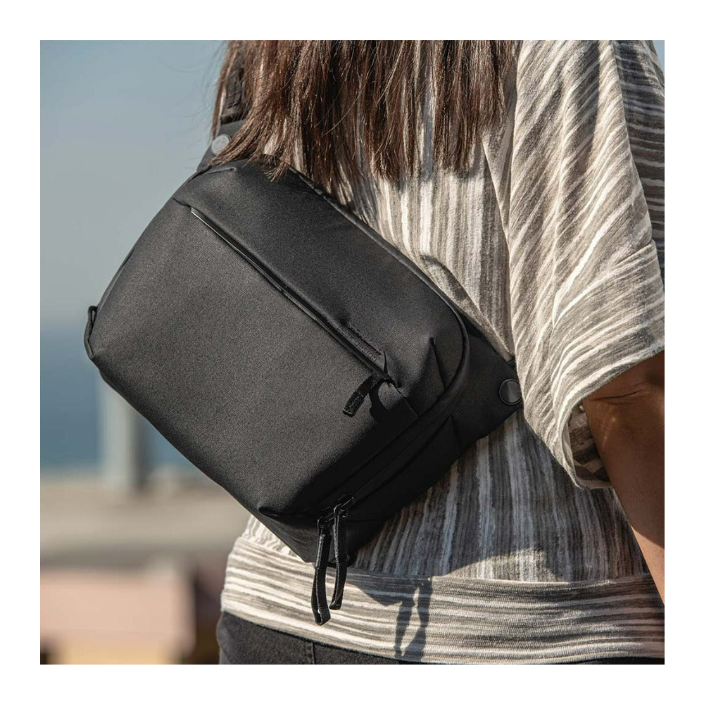 Peak Design 10L Everyday Sling v2 (Black)