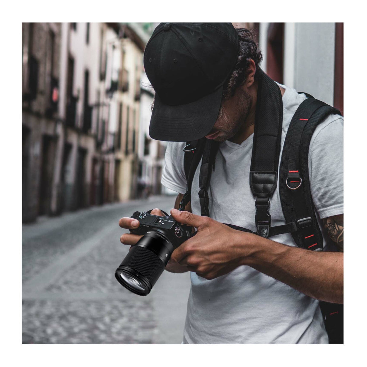 Sigma 16mm f/1.4 DC DN Contemporary Lens for Sony with Accessory Bundle