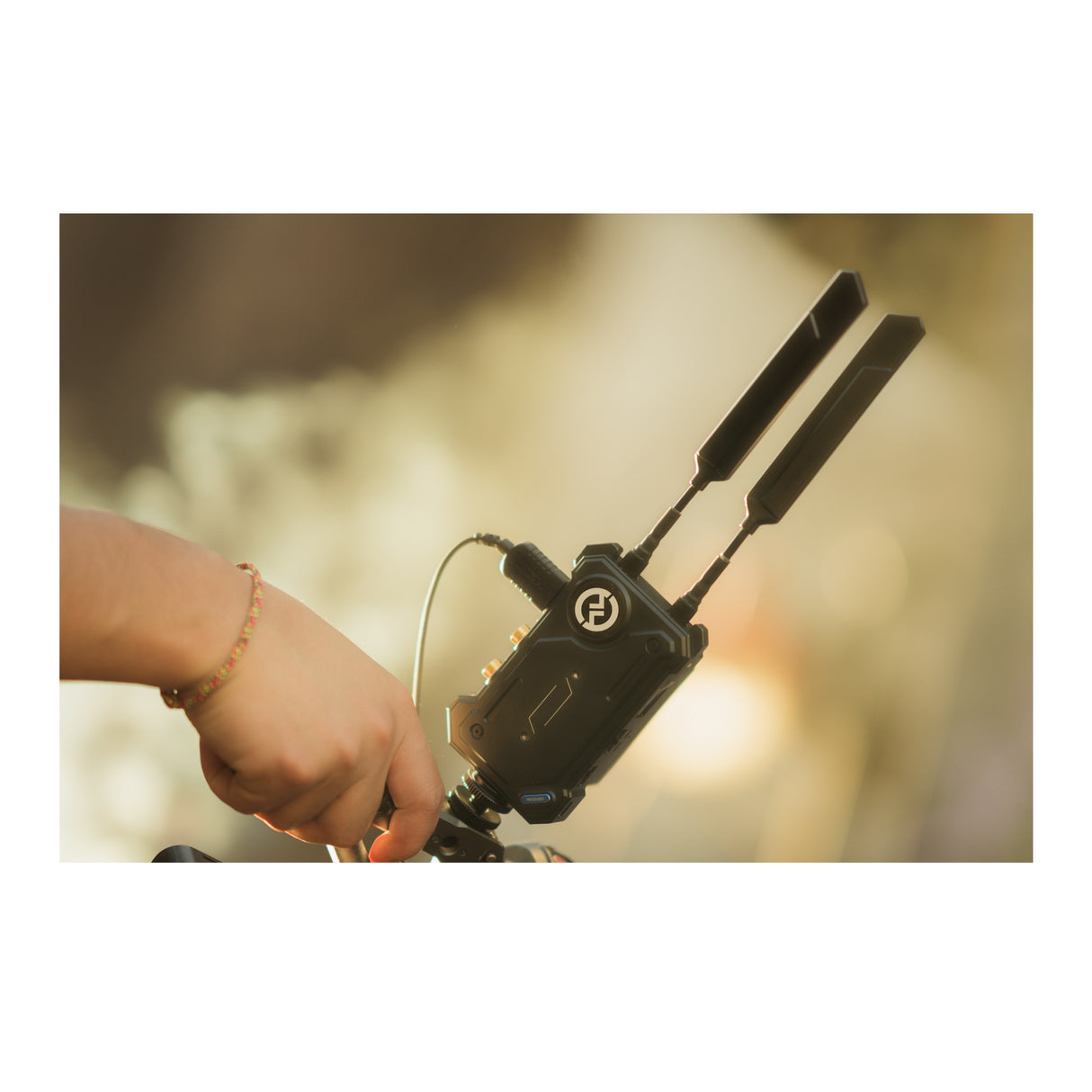 Hollyland Cosmo C1 Wireless SDI/HDMI Transmission System