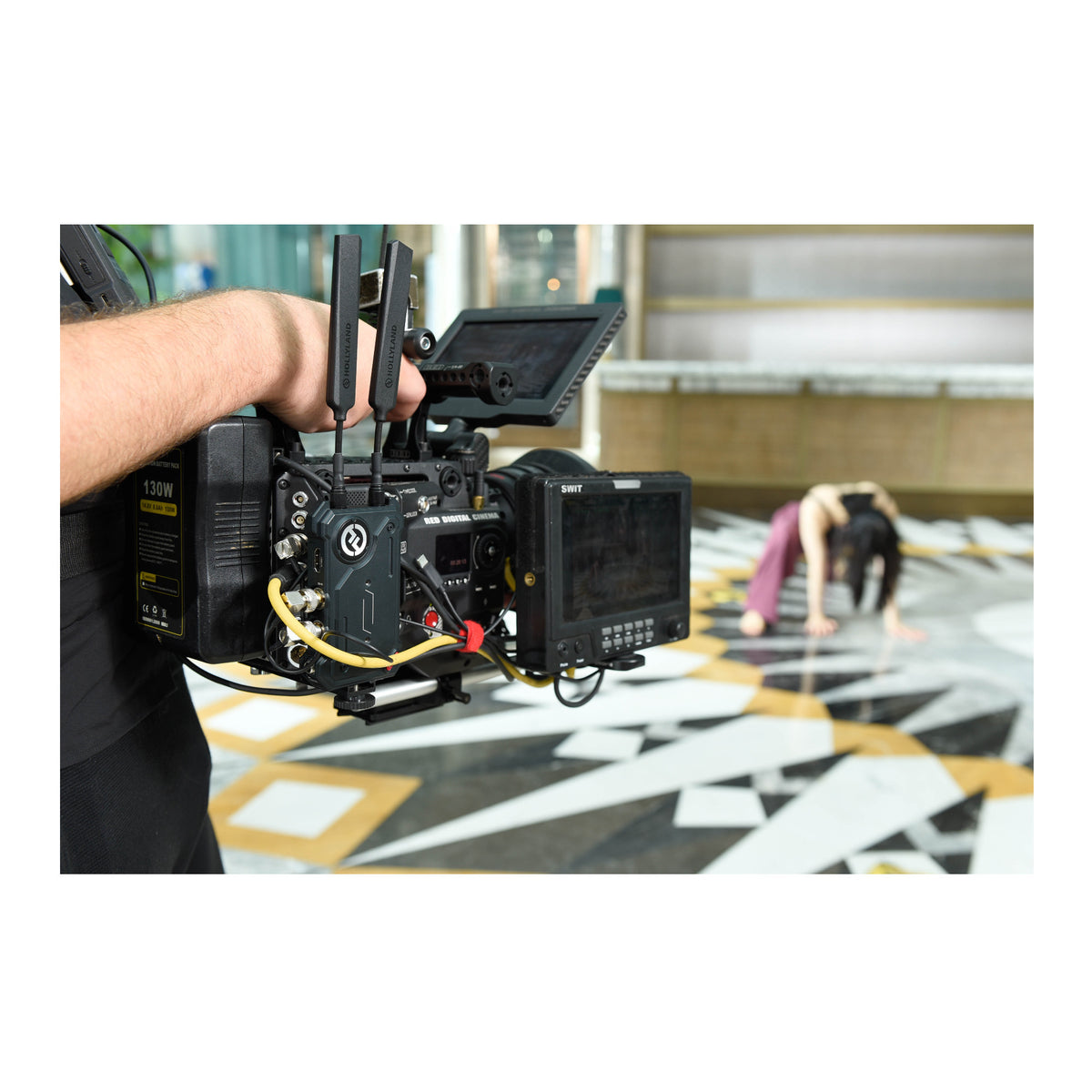 Hollyland Cosmo C1 Wireless SDI/HDMI Transmission System