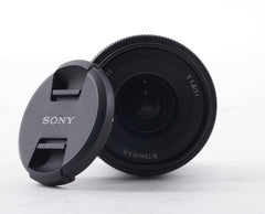Sony E 11mm F1.8 APS-C Ultra Wide Angle Prime Lens for APS-C cameras (SEL11F18) (Used)
